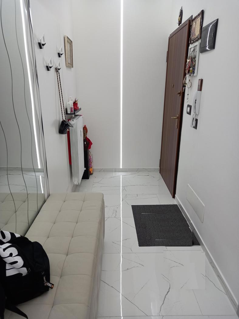 Quadrilocale arredato in affitto a Verona