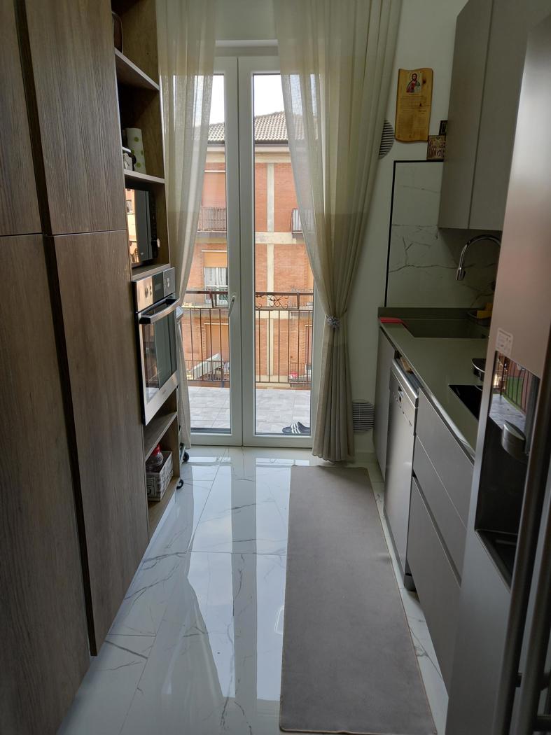 Quadrilocale arredato in affitto a Verona