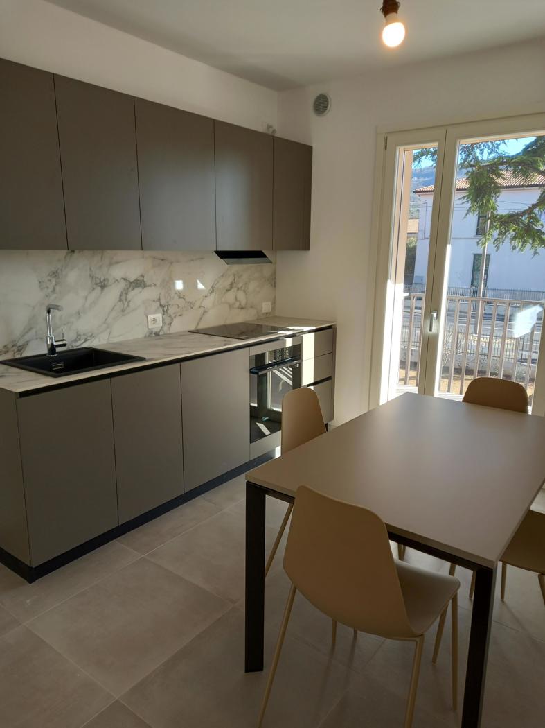 Trilocale nuovo a Verona