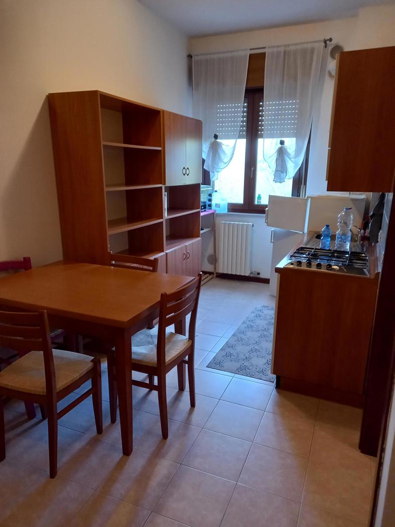 Bilocale arredato in affitto a Verona