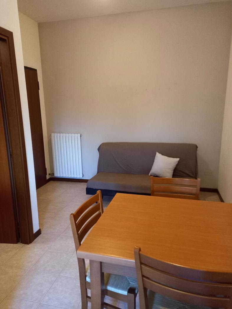 Bilocale arredato in affitto a Verona