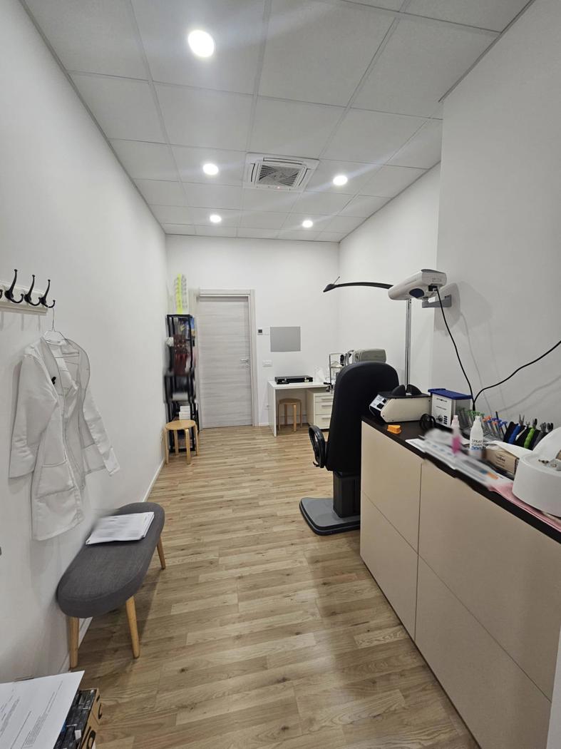 Negozio in vendita a Verona