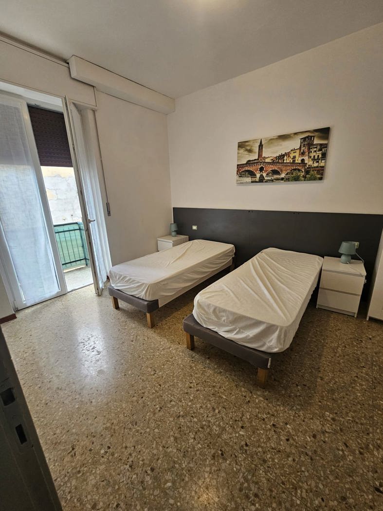 Bilocale arredato in affitto a Verona