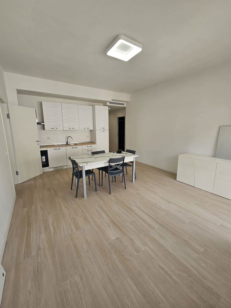 Quadrilocale in affitto a Verona