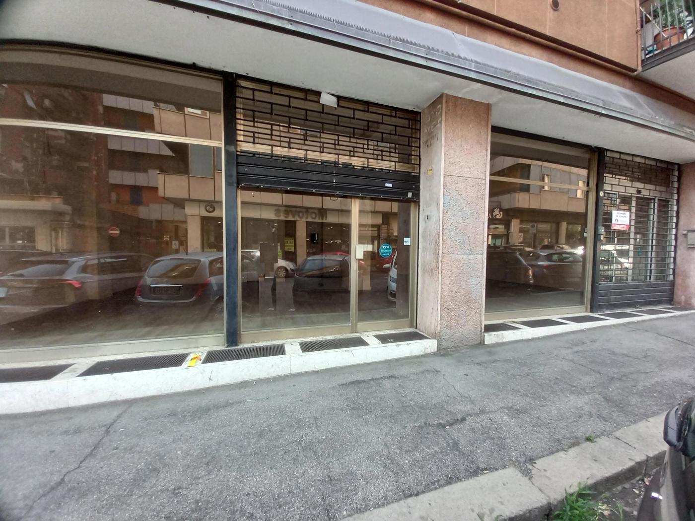 Negozio in vendita a Verona
