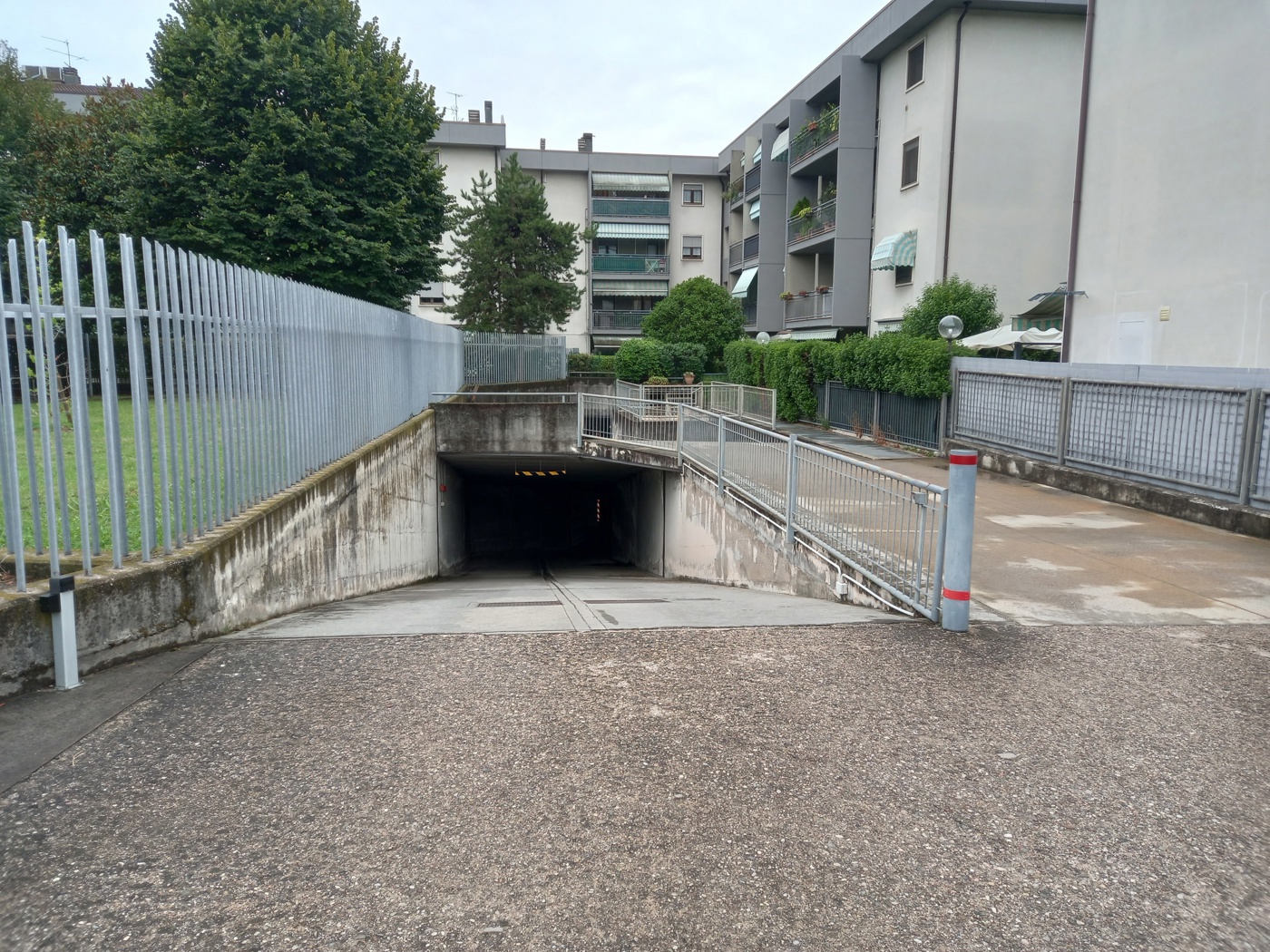 Box/Garage 50mq in vendita a Verona