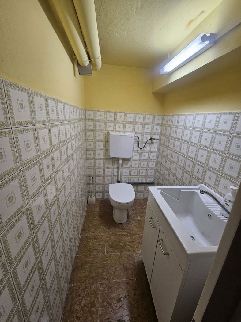 Negozio in affitto a Verona