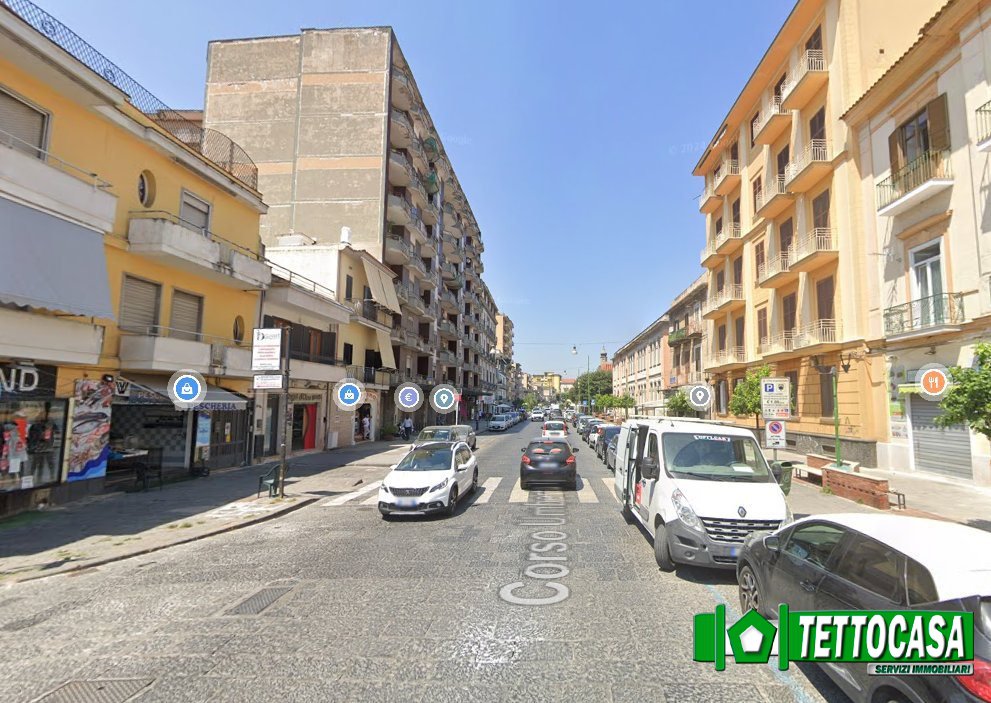 Locale commerciale in vendita a Marigliano