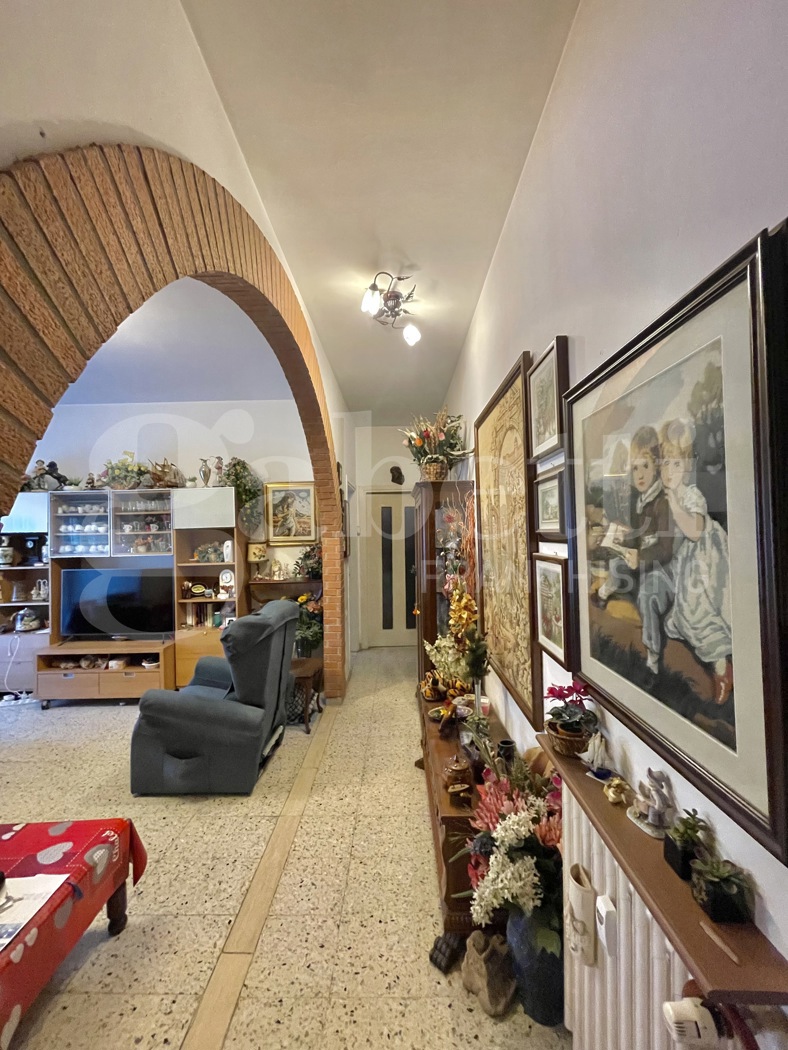 Trilocale con box a Seregno