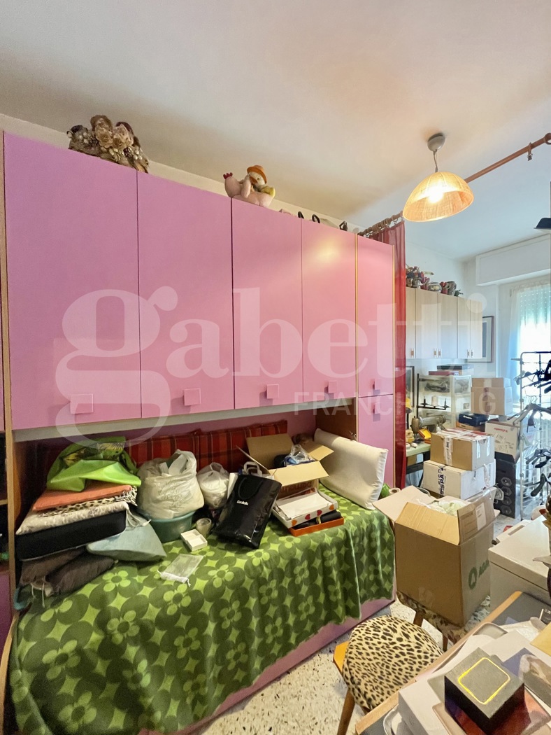 Trilocale con box a Seregno