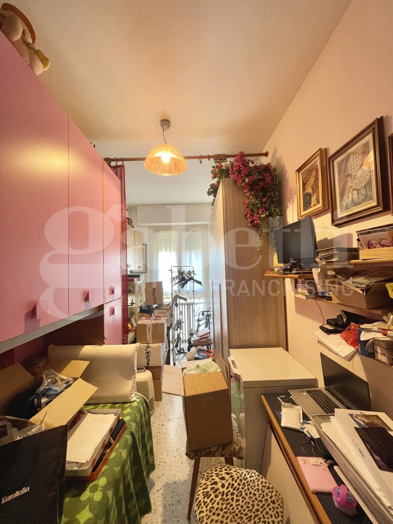 Trilocale con box a Seregno