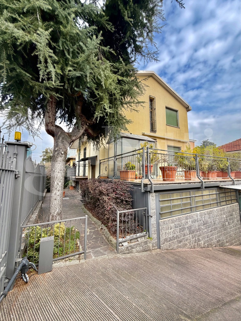 Appartamento con giardino a Milano