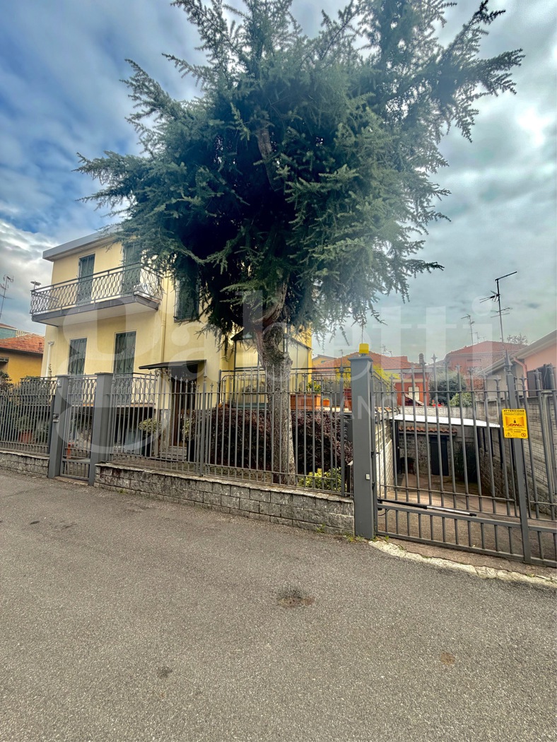 Appartamento con giardino a Milano