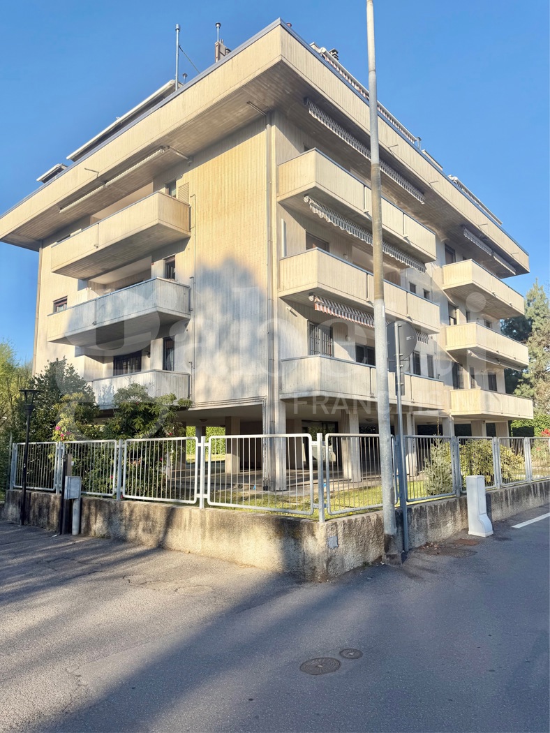 Bilocale ristrutturato a Senago