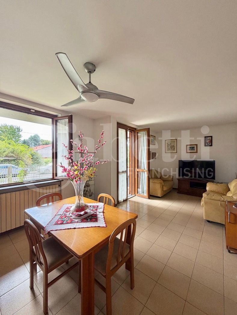 Villa con giardino a Senago