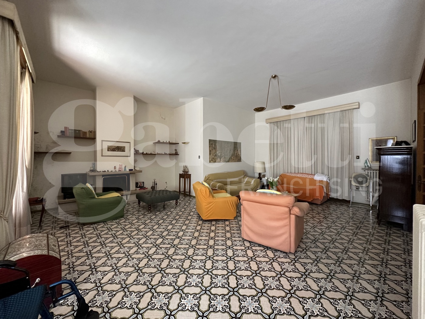 Villa con giardino a Avellino