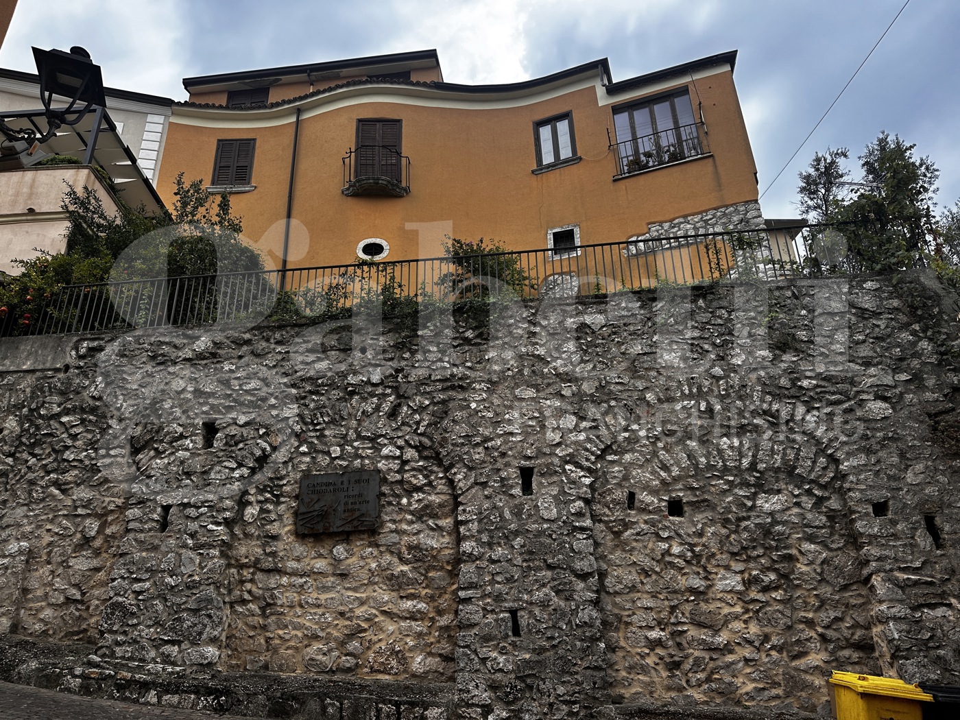 Trilocale con giardino a Candida