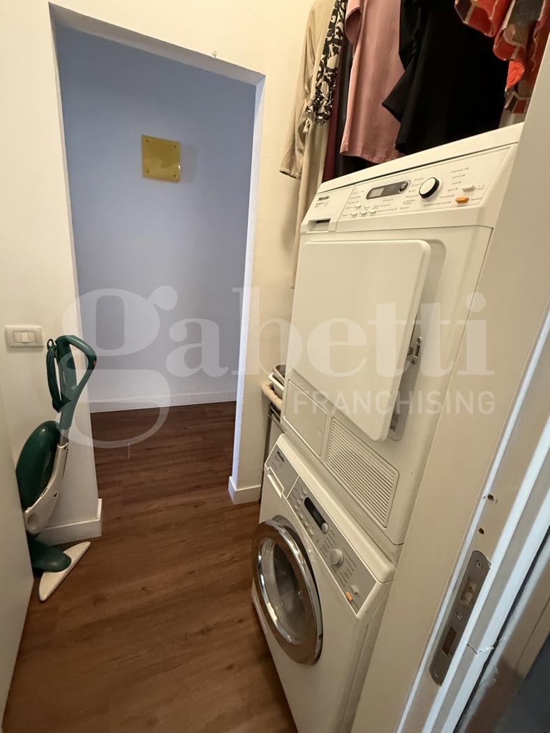 Trilocale arredato in affitto a Avellino