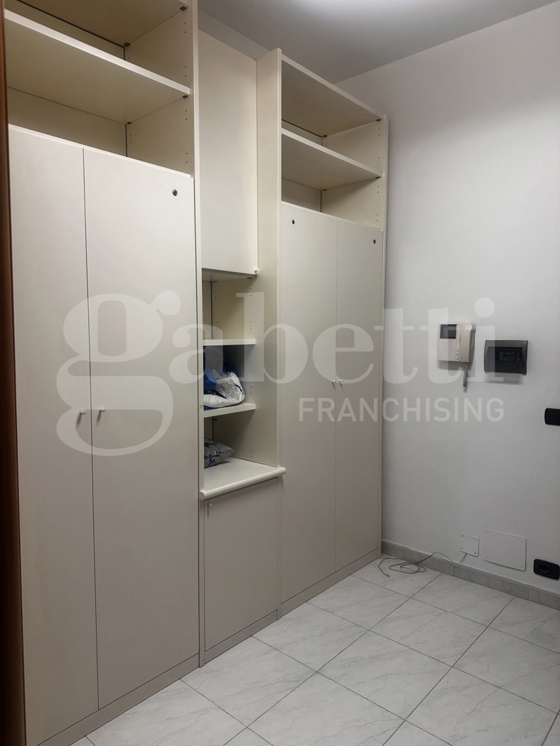 Trilocale arredato in affitto a Avellino