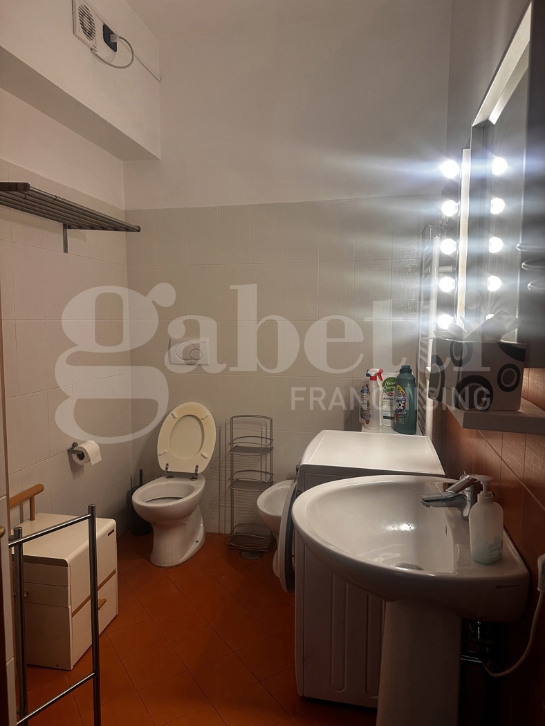 Trilocale arredato in affitto a Avellino