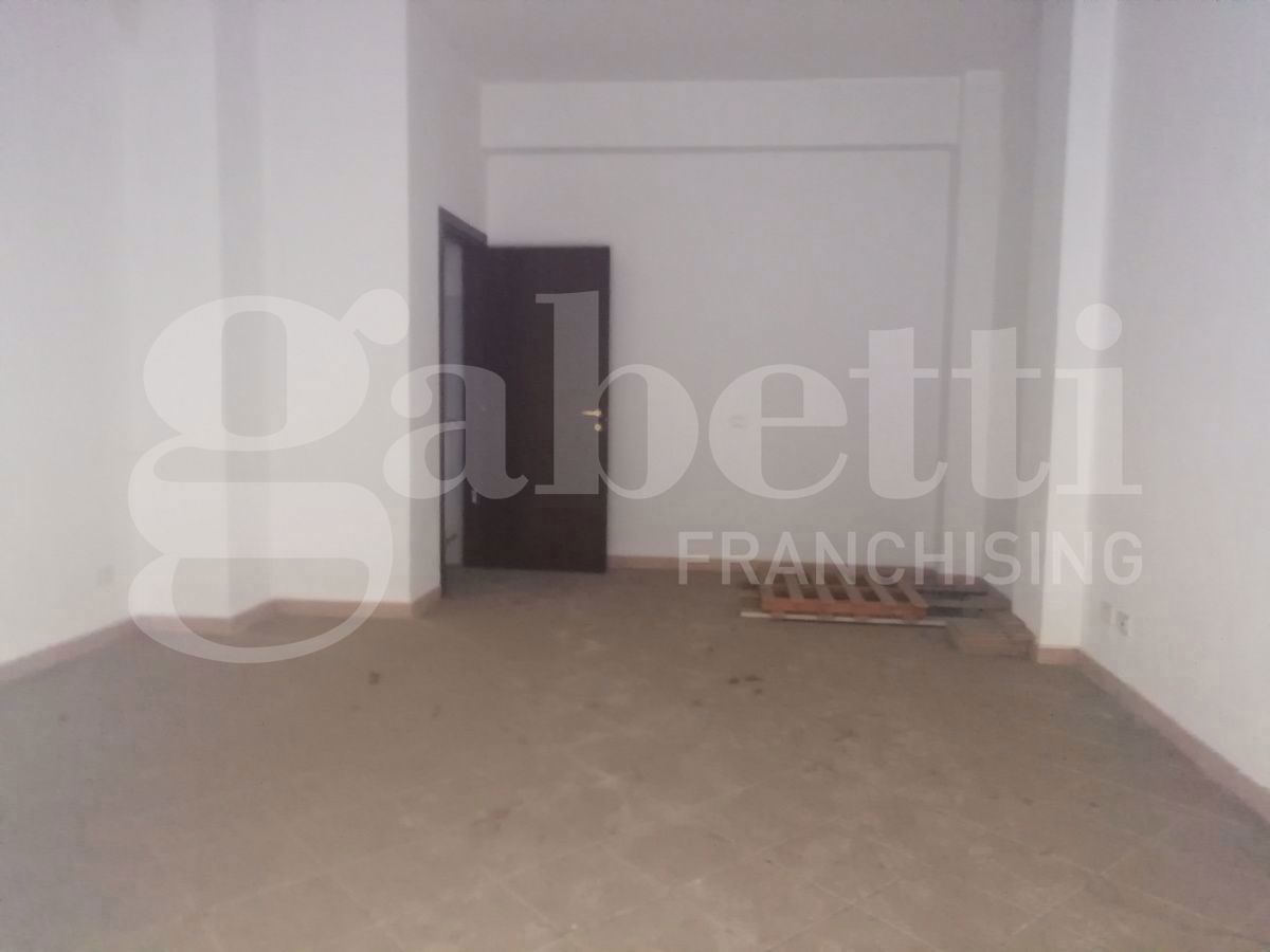 Negozio in affitto a Avellino