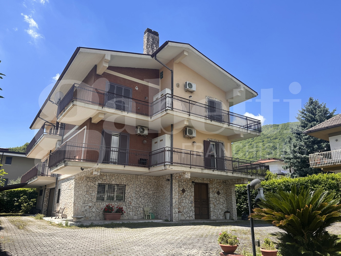 Villa in vendita a Monteforte Irpino