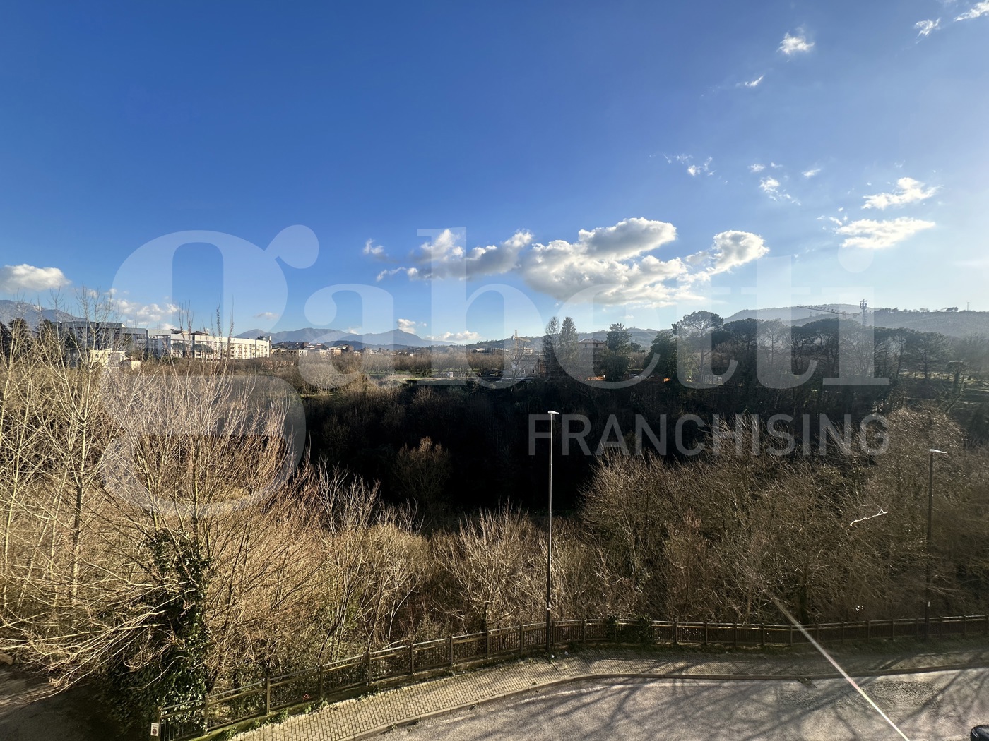 Quadrilocale arredato in affitto a Avellino