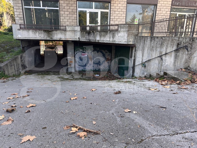 Negozio in vendita a Atripalda