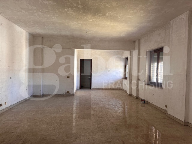 Negozio in affitto a Avellino