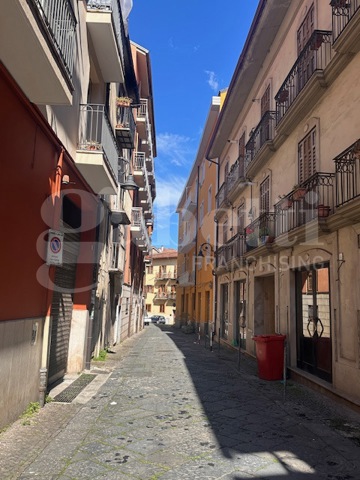 Negozio in affitto a Avellino