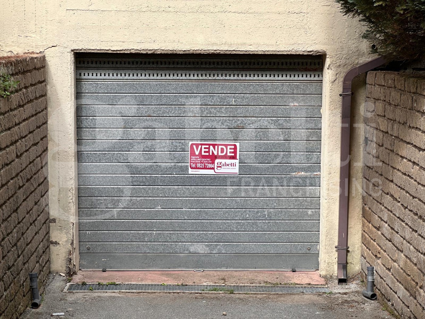 Box/Garage 124mq in vendita a Avellino