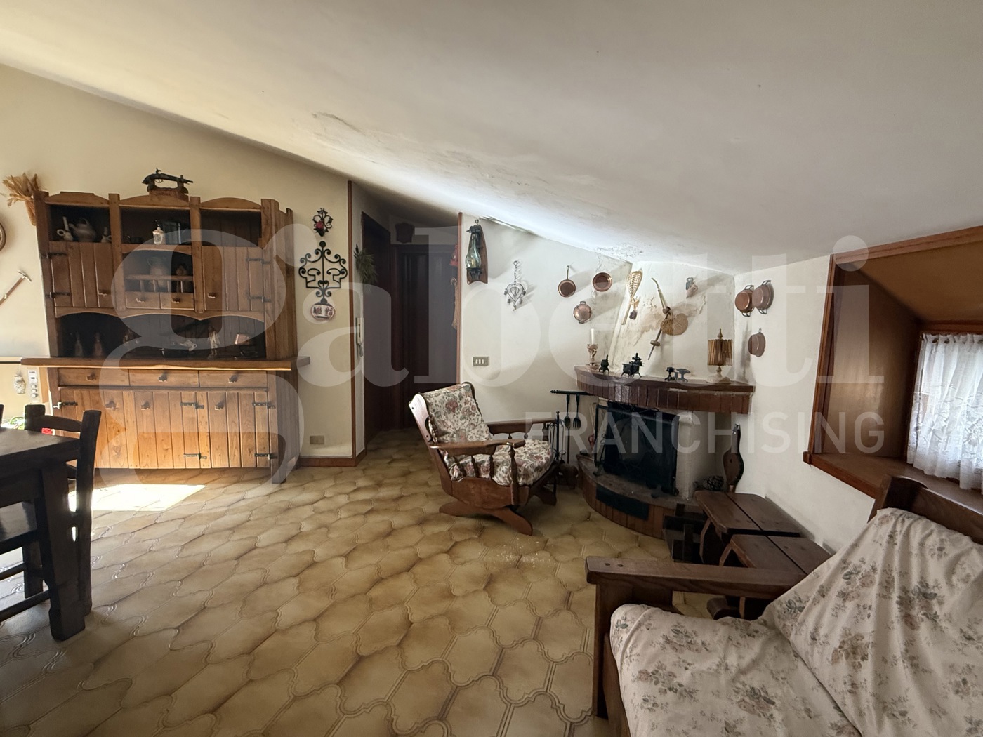 Bilocale in vendita a Pietrastornina