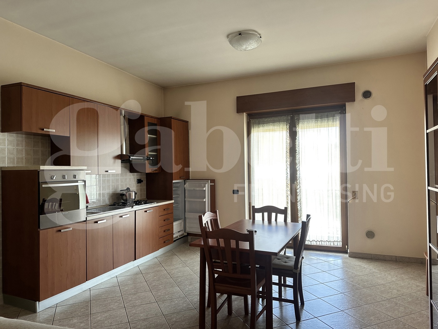 Trilocale arredato in affitto a Atripalda