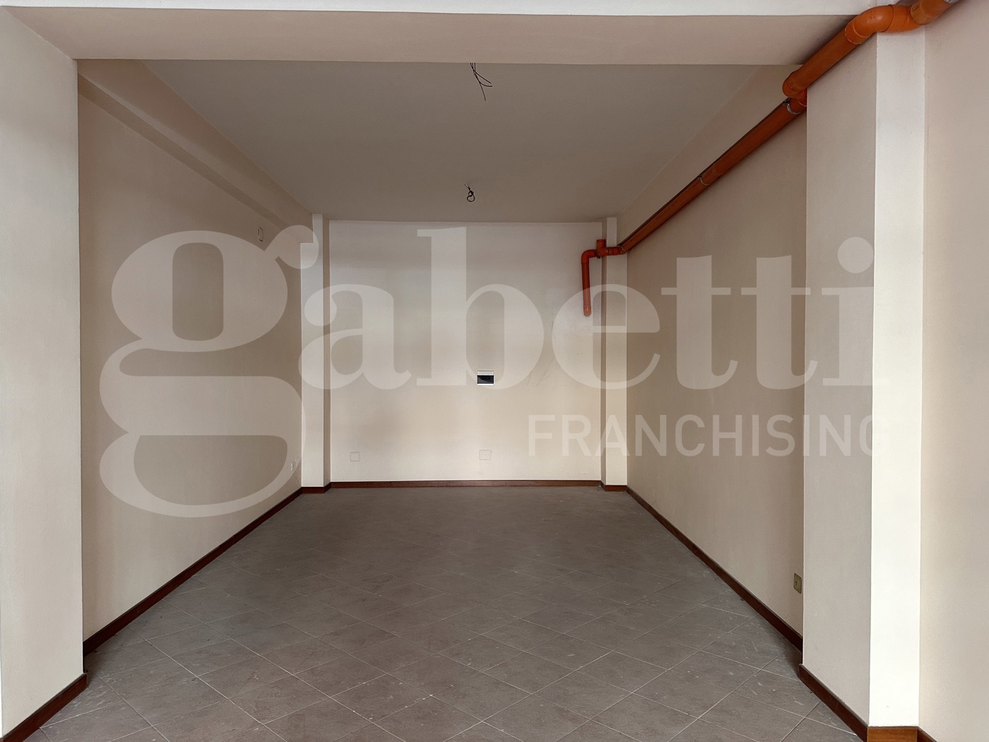 Negozio in vendita a Avellino