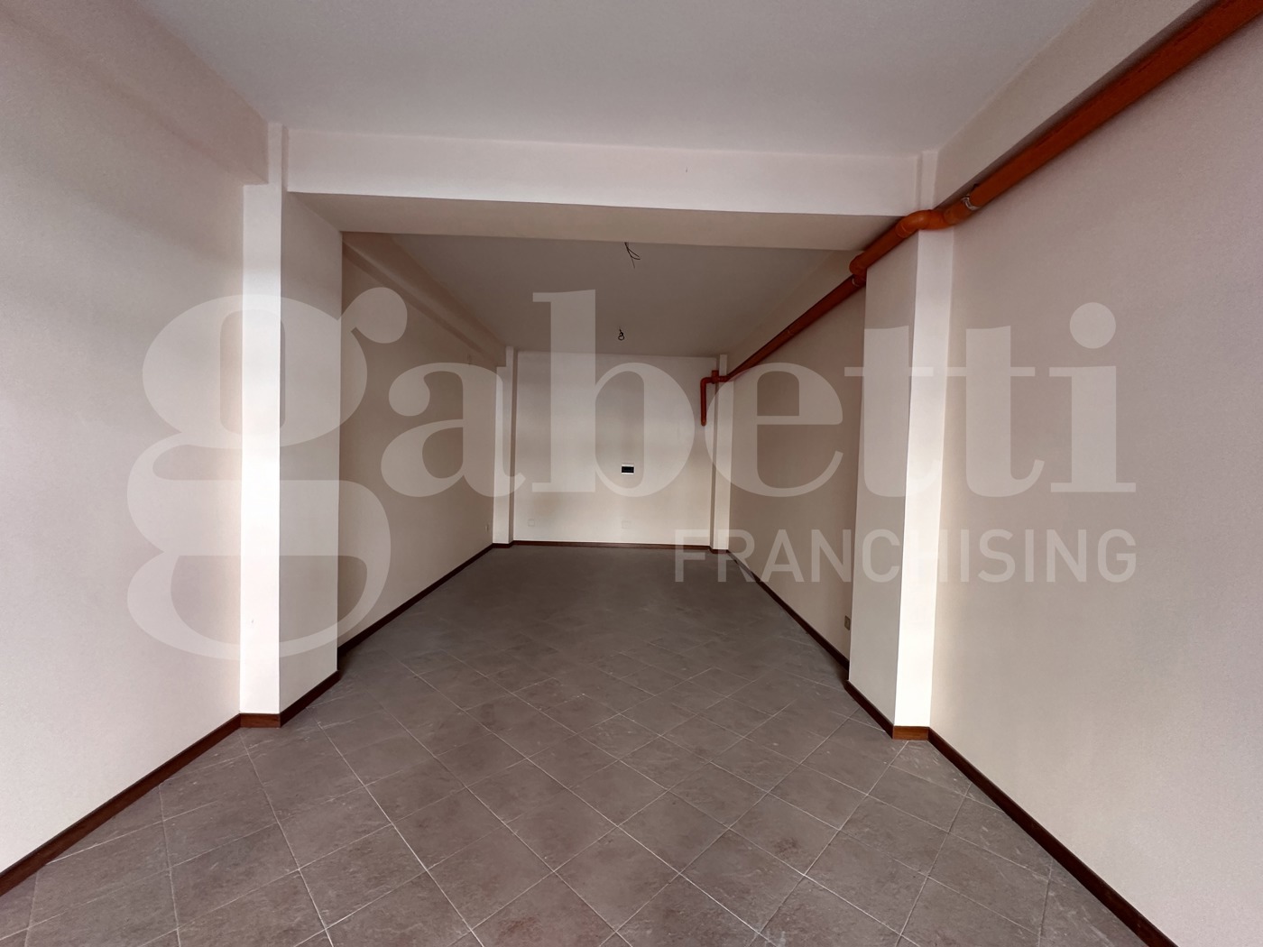 Negozio in vendita a Avellino