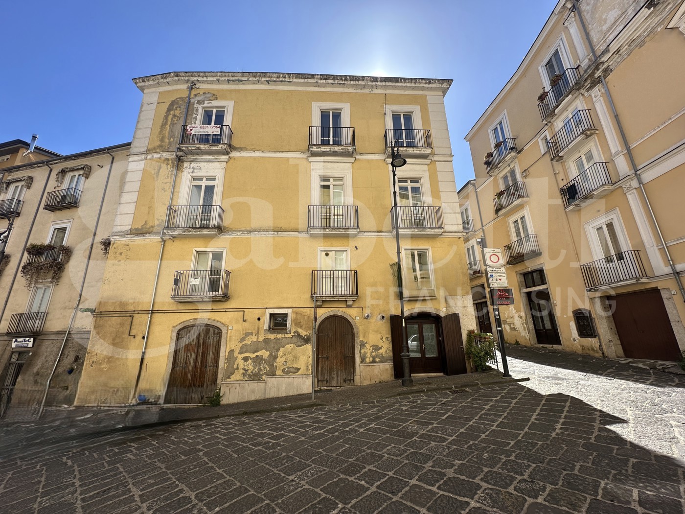 Quadrilocale in vendita a Avellino