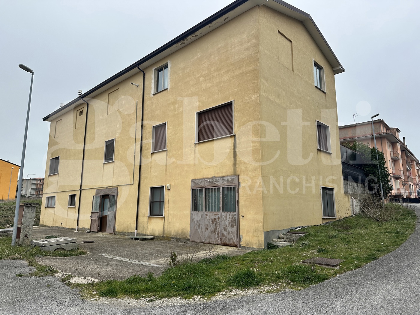 Negozio in vendita a Calitri