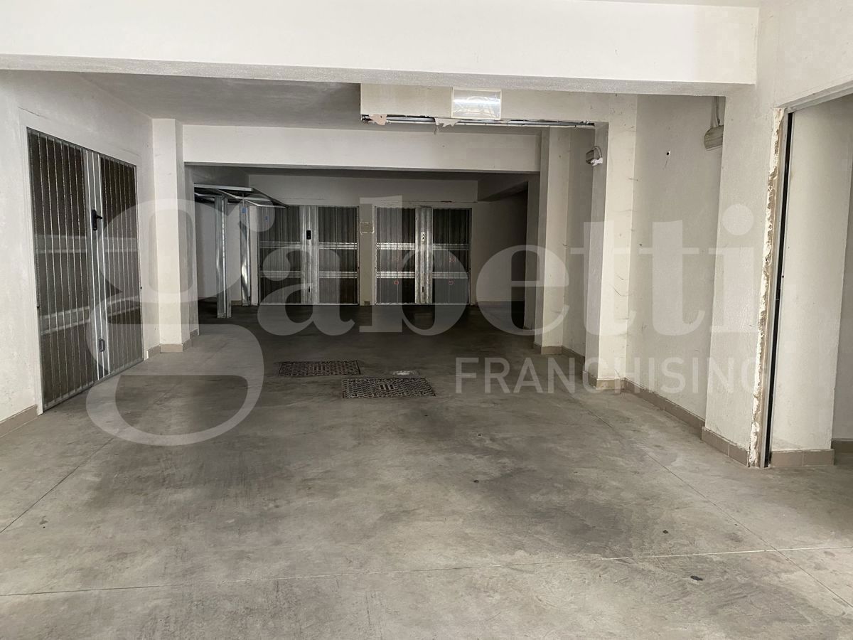 Box/Garage 26mq in affitto a Avellino