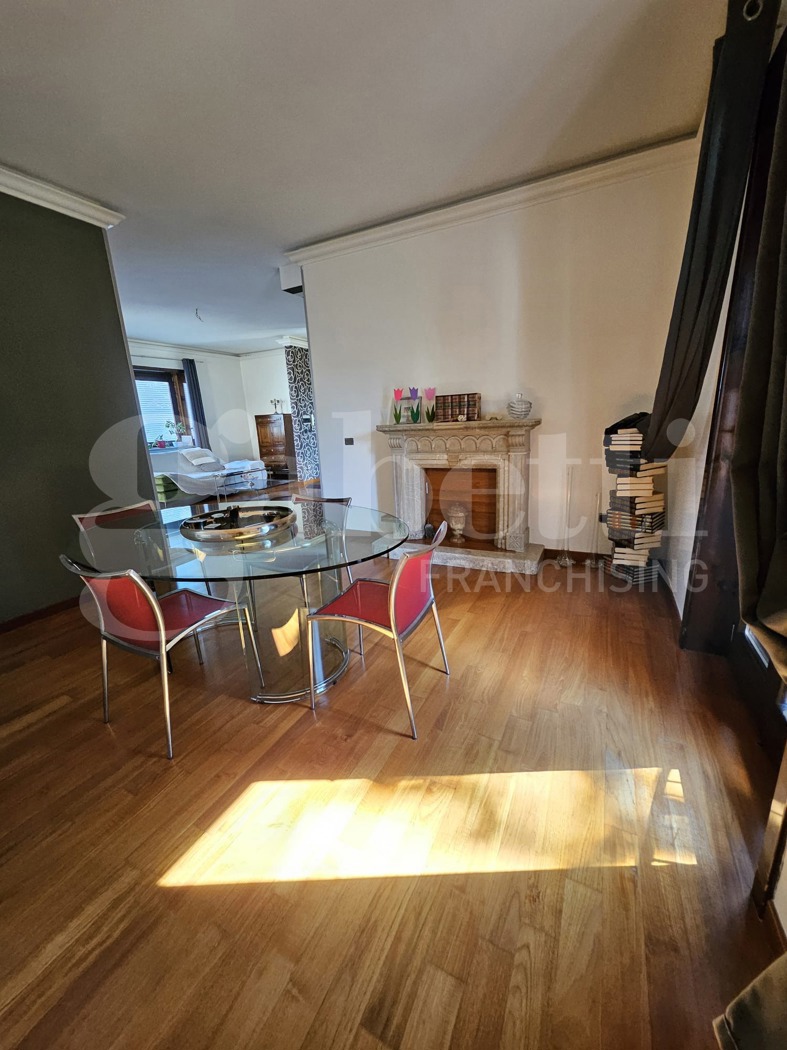 Villa con giardino a Avellino