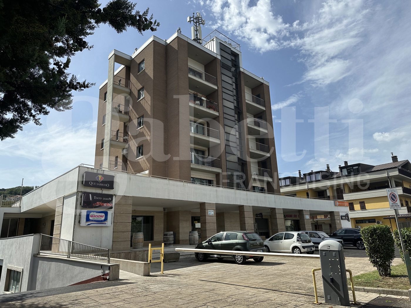 Attico arredato in affitto a Avellino