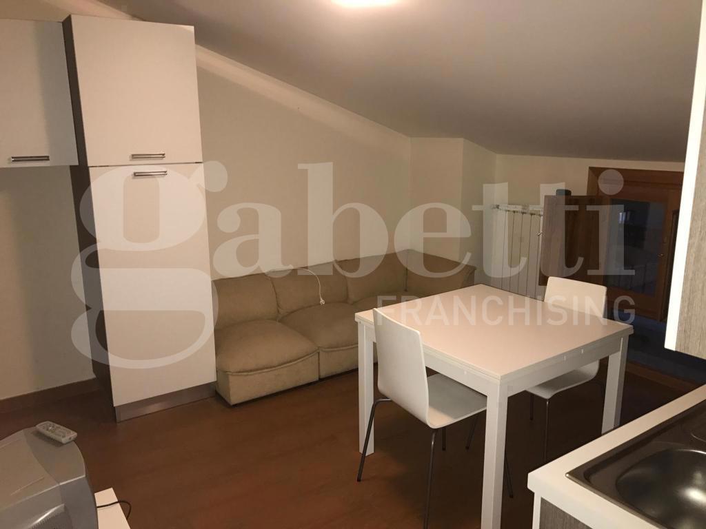 Attico arredato in affitto a Monteforte Irpino