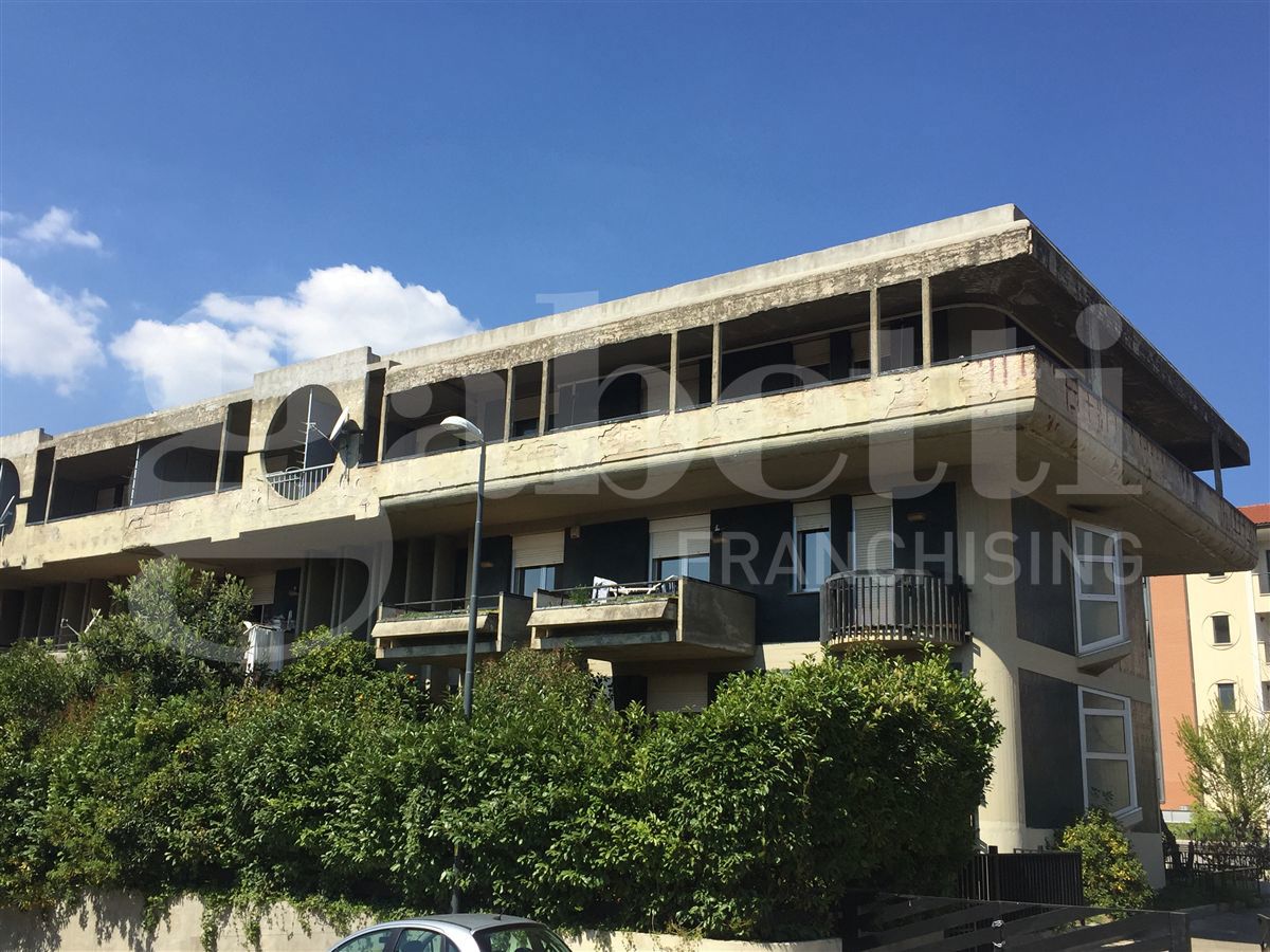 Trilocale da ristrutturare a Avellino