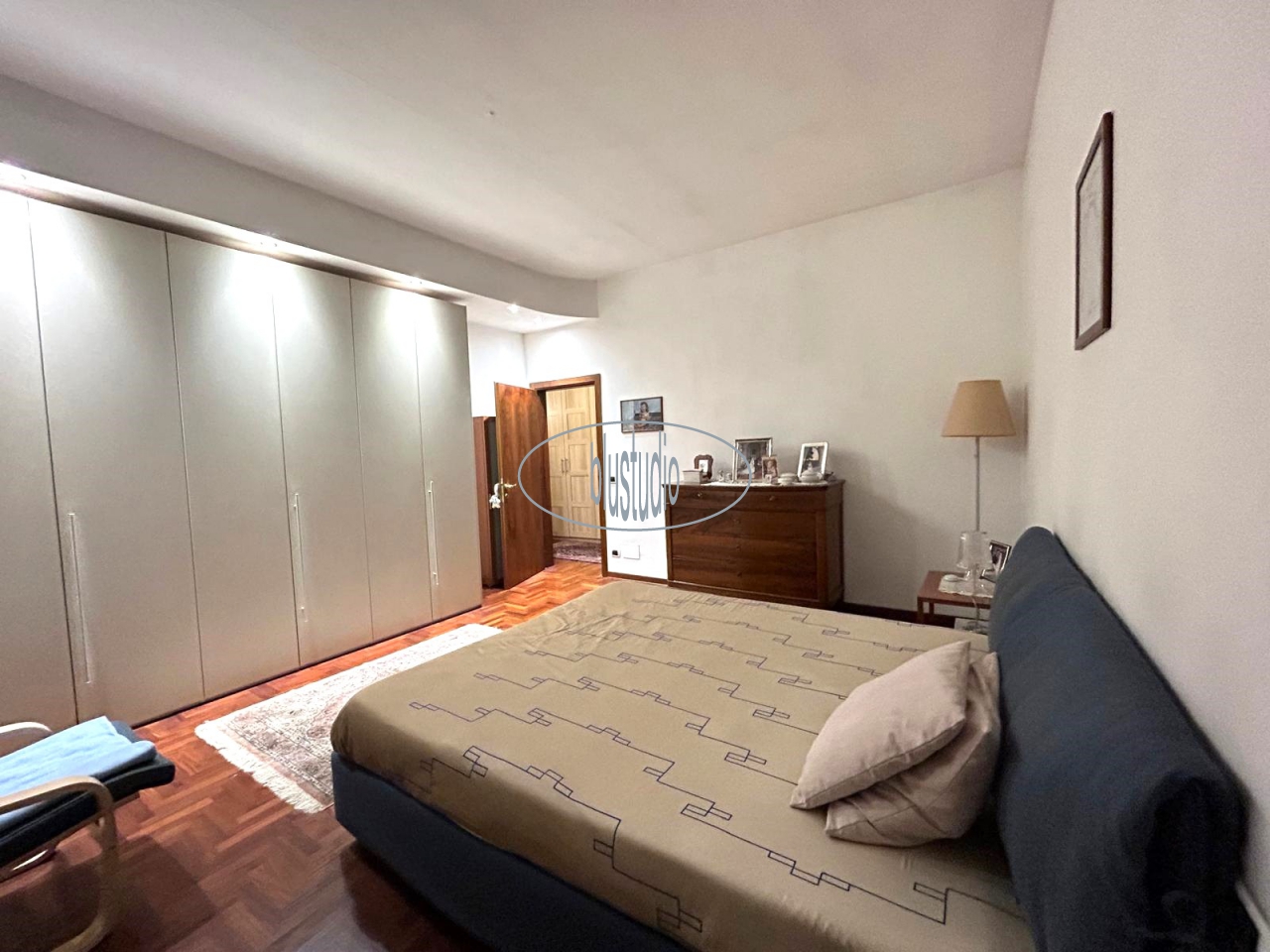 Trilocale con terrazzo in piazza walter tobagi, Reggello