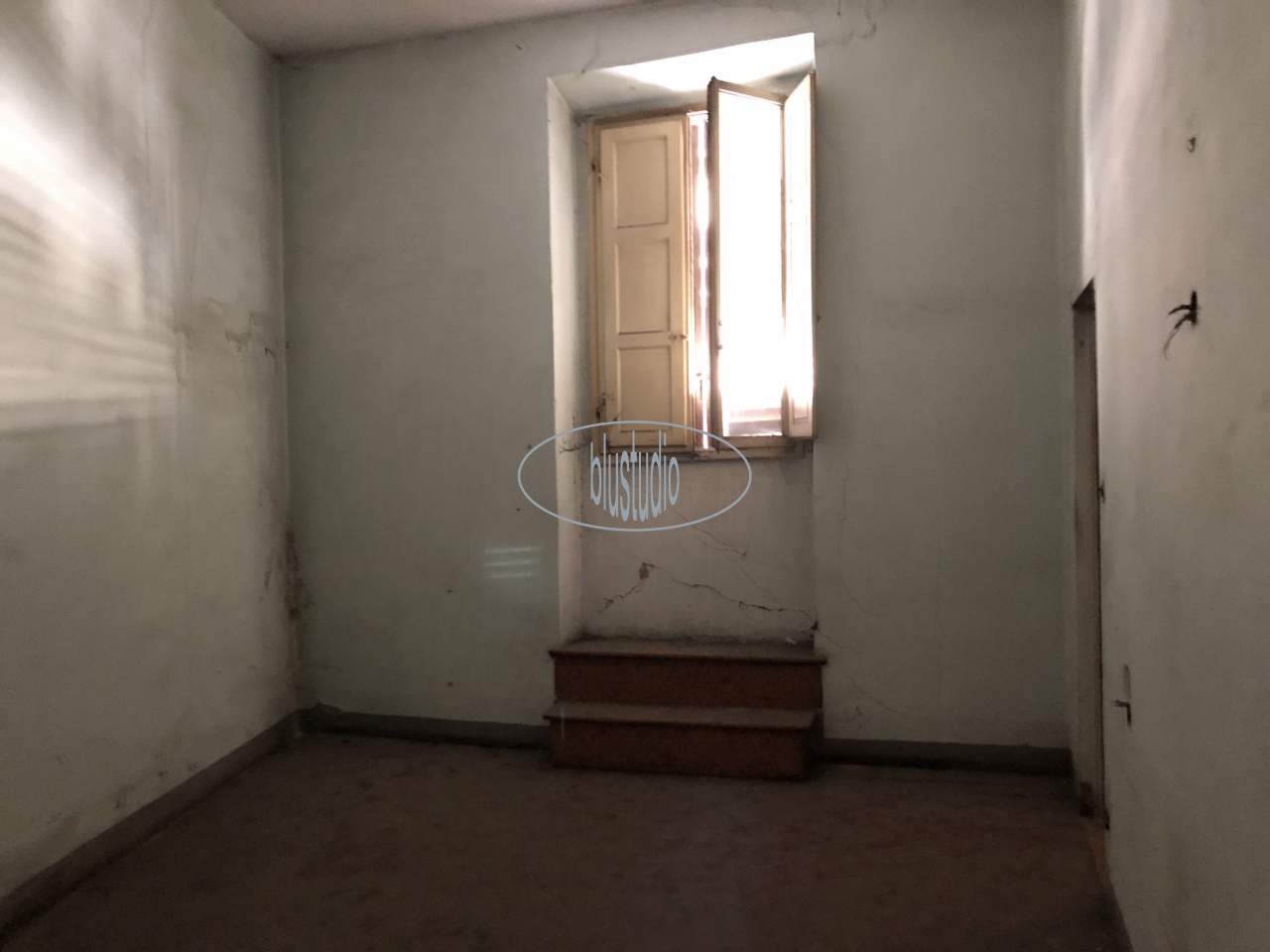 Appartamento da ristrutturare a Montevarchi