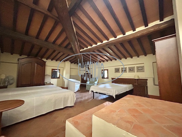 Casa indipendente arredata in affitto a Reggello