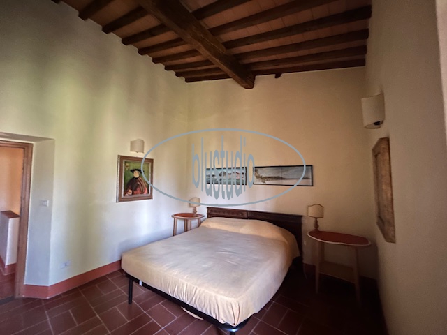 Casa indipendente arredata in affitto a Reggello