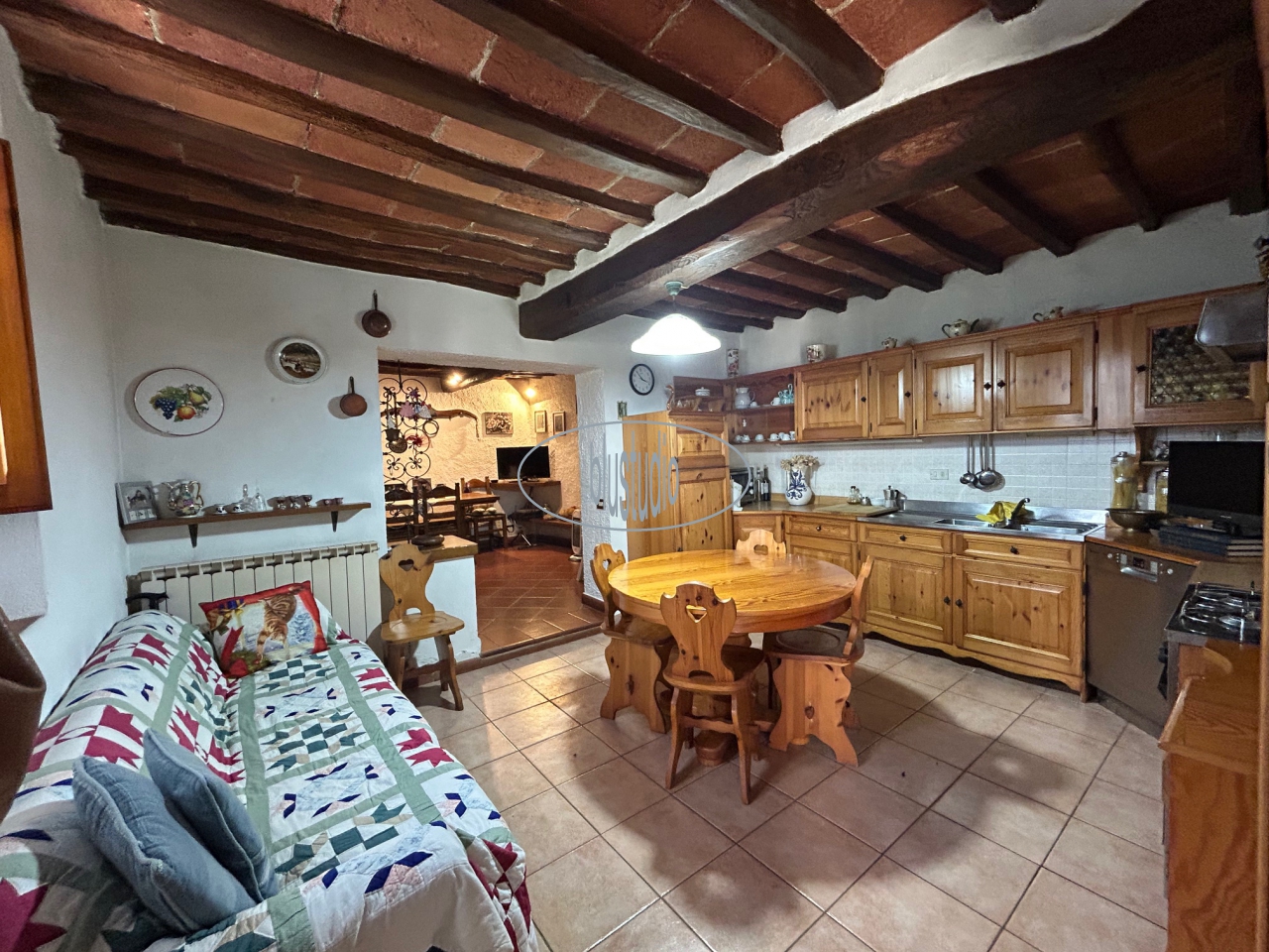 Casa indipendente con giardino a Reggello