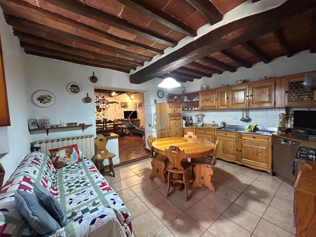 Casa indipendente con giardino a Reggello