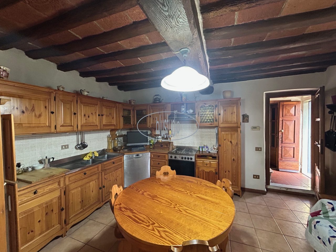 Casa indipendente con giardino a Reggello