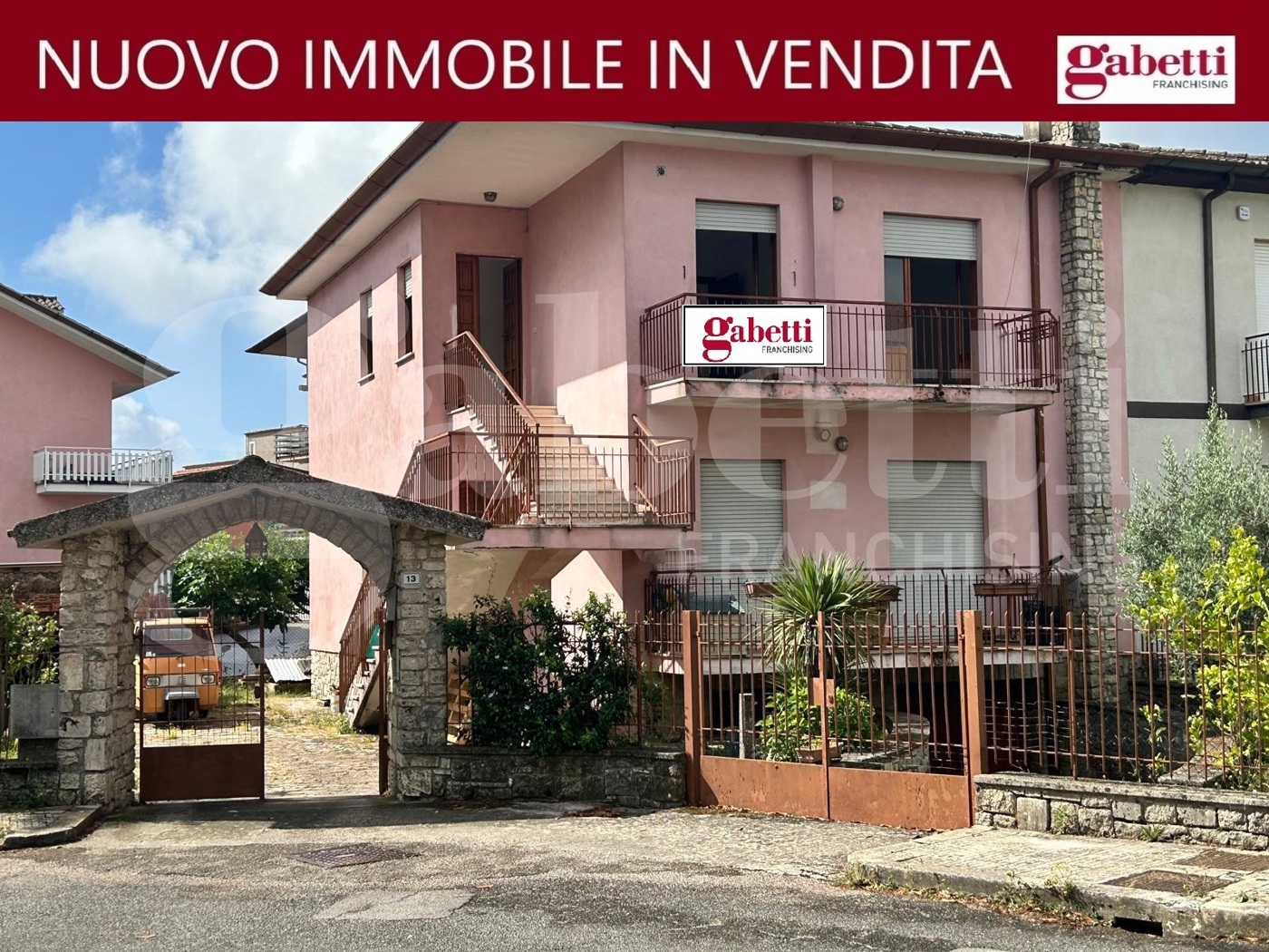 Trilocale con box a Norma